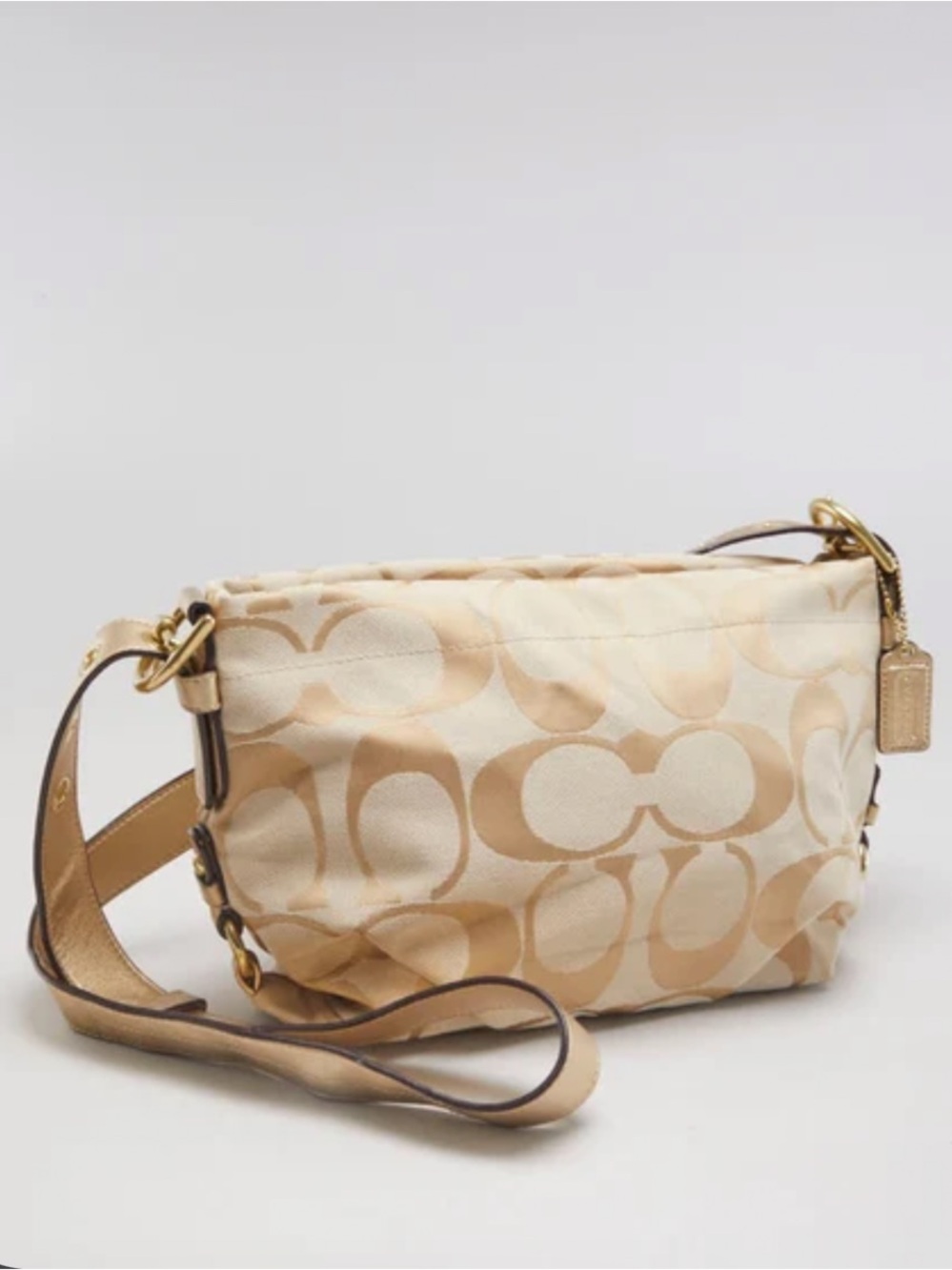 Coach Signature Jacquard Gold Shoulder Hobo Bag F1507 โ OS EUC
